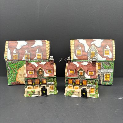 LOT 144: Dept 56 Charles Dickens Collector's Edition Ornaments Dedlock Arms (2) & Sir John Falstaff Inn (2), Oversized C9 Light...