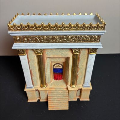 LOT 102: Dept 56 Little Town of Bethlehem Series: Herod's Temple