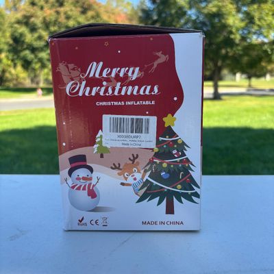 LOT 68: Christmas Inflatable Outdoor Lawn Decorations - 2pcs