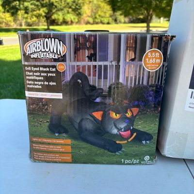 LOT 56: Halloween Inflatable Outdoor Lawn Decorations - 3pcs