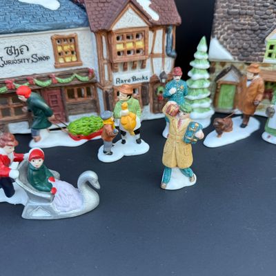 Sale Photo Thumbnail #406
