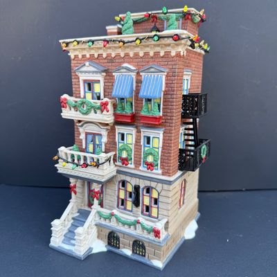 Sale Photo Thumbnail #445