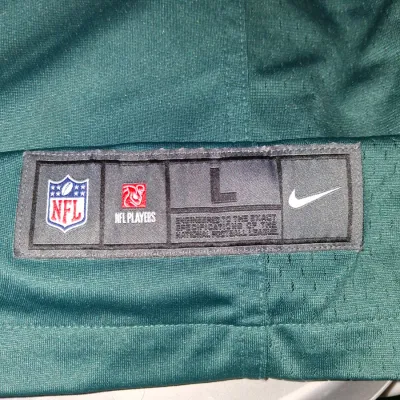 Nike NFL Philadelphia Eagles Carson Wentz #11 Jersey Size Large
