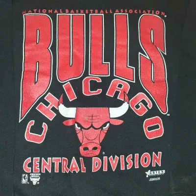 Vintage Vintage Artex Chicago Bulls Sweatshirt Size XL