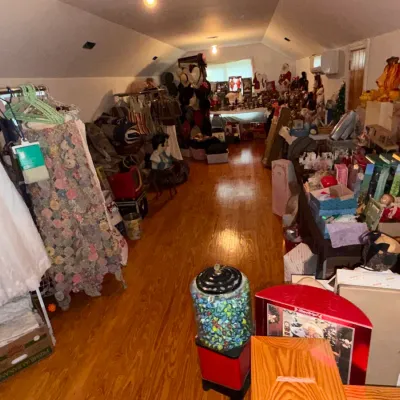 Sale Photo Thumbnail #26