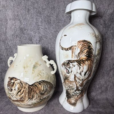 A Pair of Ming Village Singapore Year of the Tiger Porcelain Vases Hand Painted by Ong Boon Kong