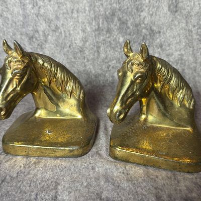 Pair of Vintage PMC 88 Cast Metal Horse Head Bookends