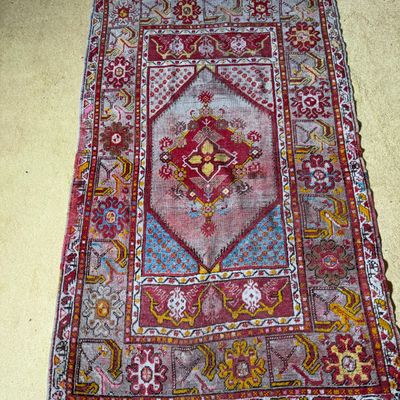 Hand-Knotted Turkish Anatolian Wool Prayer Rug