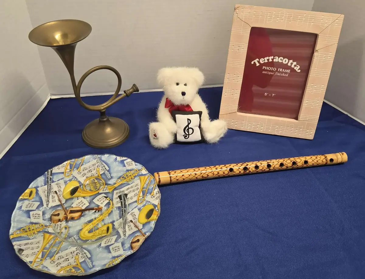 Music Lovers - Thai Bamboo Flute, French Horn, Terracotta Music Photo Frame, Music Loving Teddy Bear