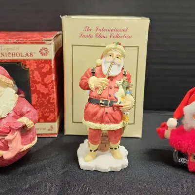 3 Vintage Santa Clauses - Legend Of St. Nicholas Sculptstone Figure, The Intl SC Figure, Velvet Clip