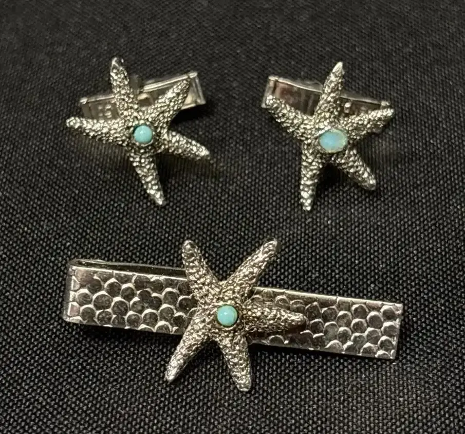 Vintage Silver Tone Starfish & Faux Turquoise Cufflinks and Tie Clip Set