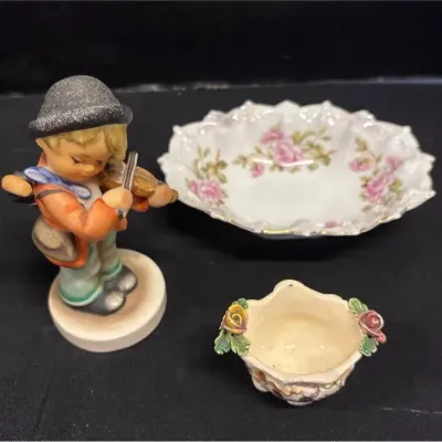 VTG Collectibles - 1950s Napco "The Fiddler" Figurine, Italy Mini Footed Pot, Scalloped Rose Bowl