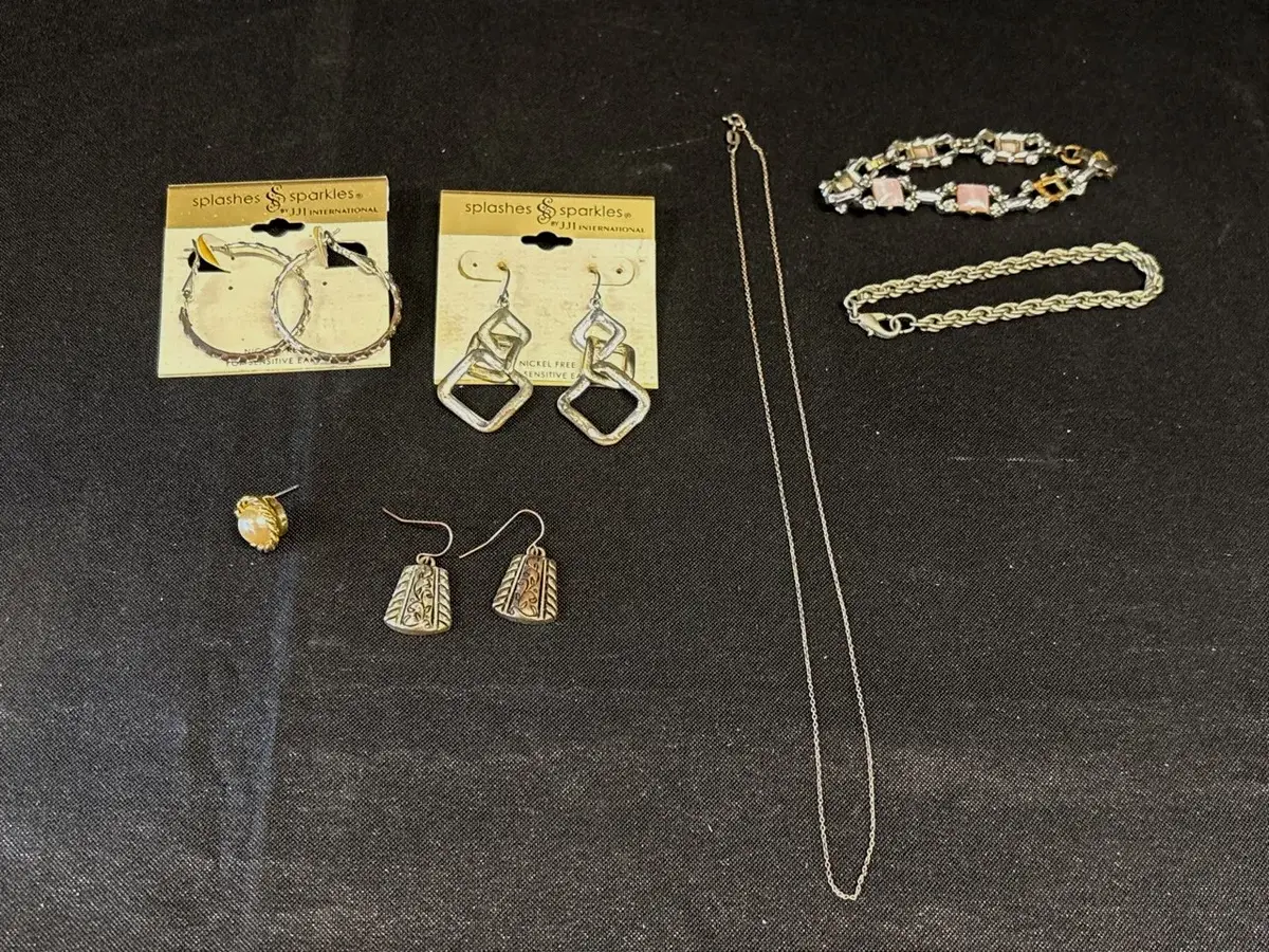 Jewelry - 925 Sterling Silver Chain, Earrings, Bracelets, Splashes & Sparkles