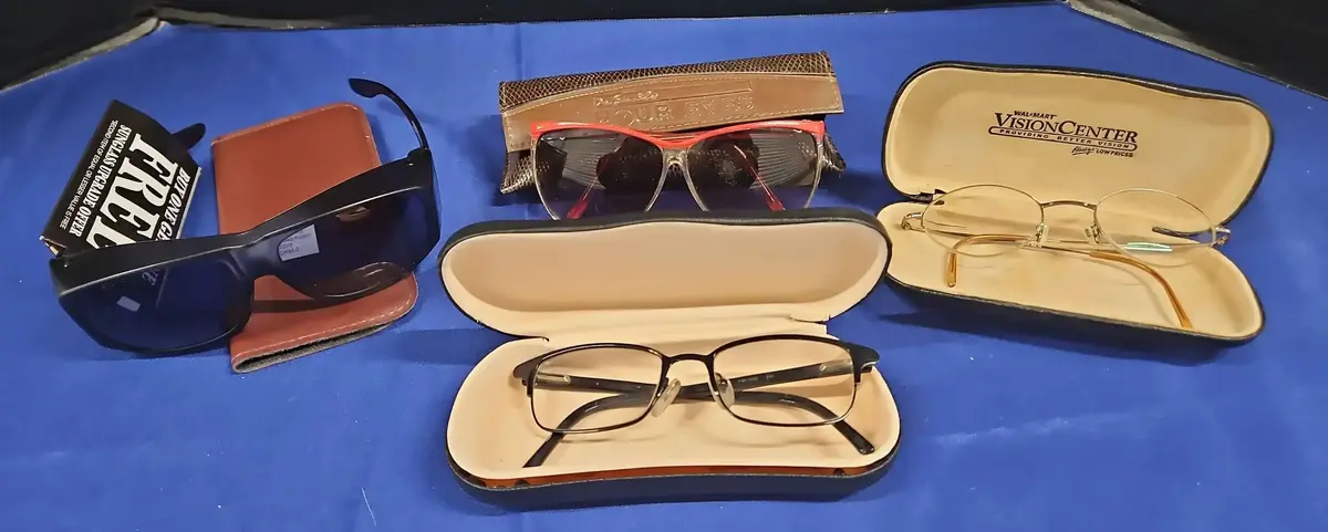 Glasses - 4 Pairs, Sun, Reading in Cases, Solar Shield, Red, Black