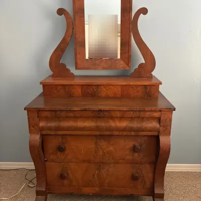 Antique American Empire Wood Mahogany Bureau Dresser w/ Swivel Mirror & Wishbone - Chest Of Drawers