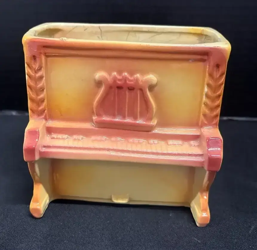 Vintage Shawnee Pottery Upright Piano Planter - USA, 528, Mid-Century, Ceramic