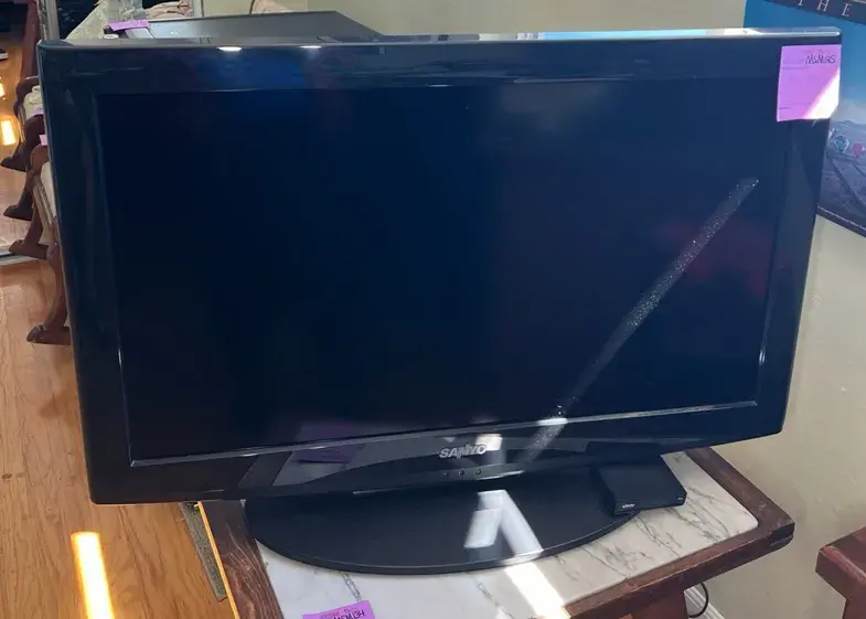 Sanyo 32”  720p HD LCD TV With Remote