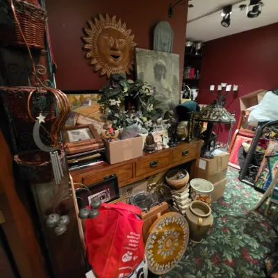 Estate sale photo