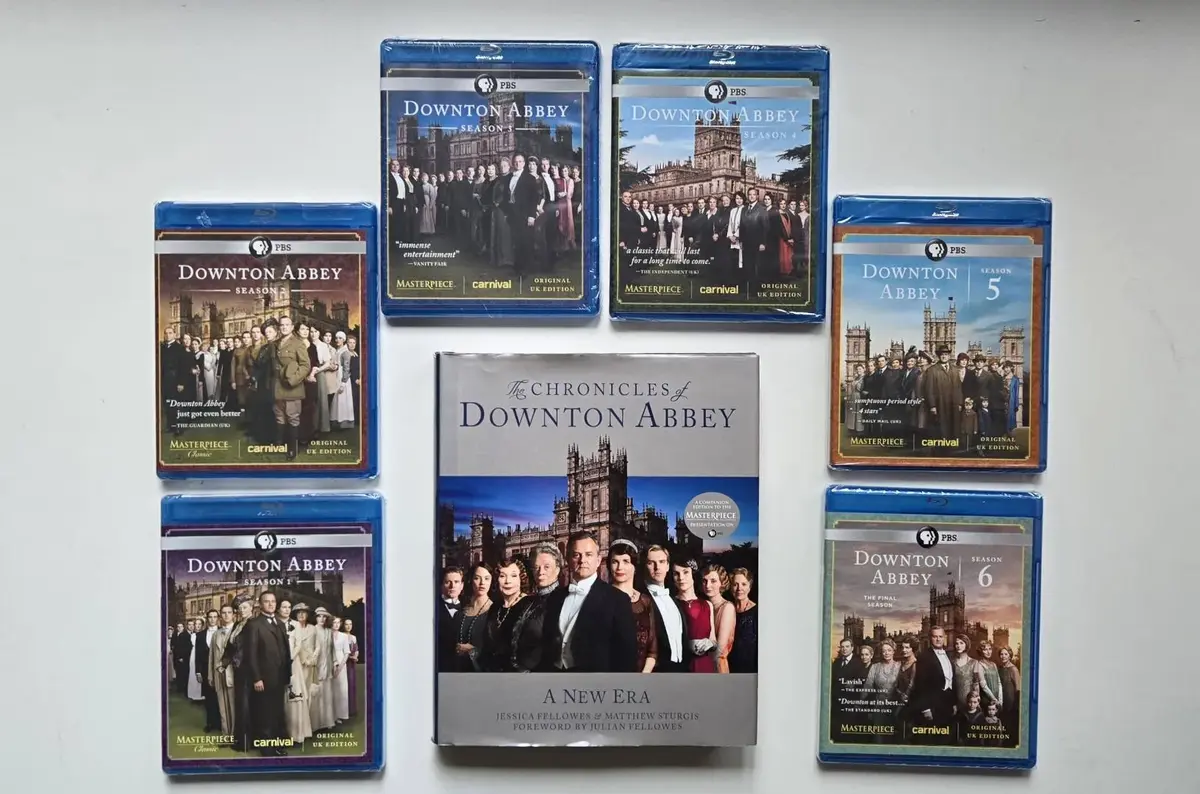 The Chronicles Of Downton Abbey Book & Seasons 1-6 Blu-Ray