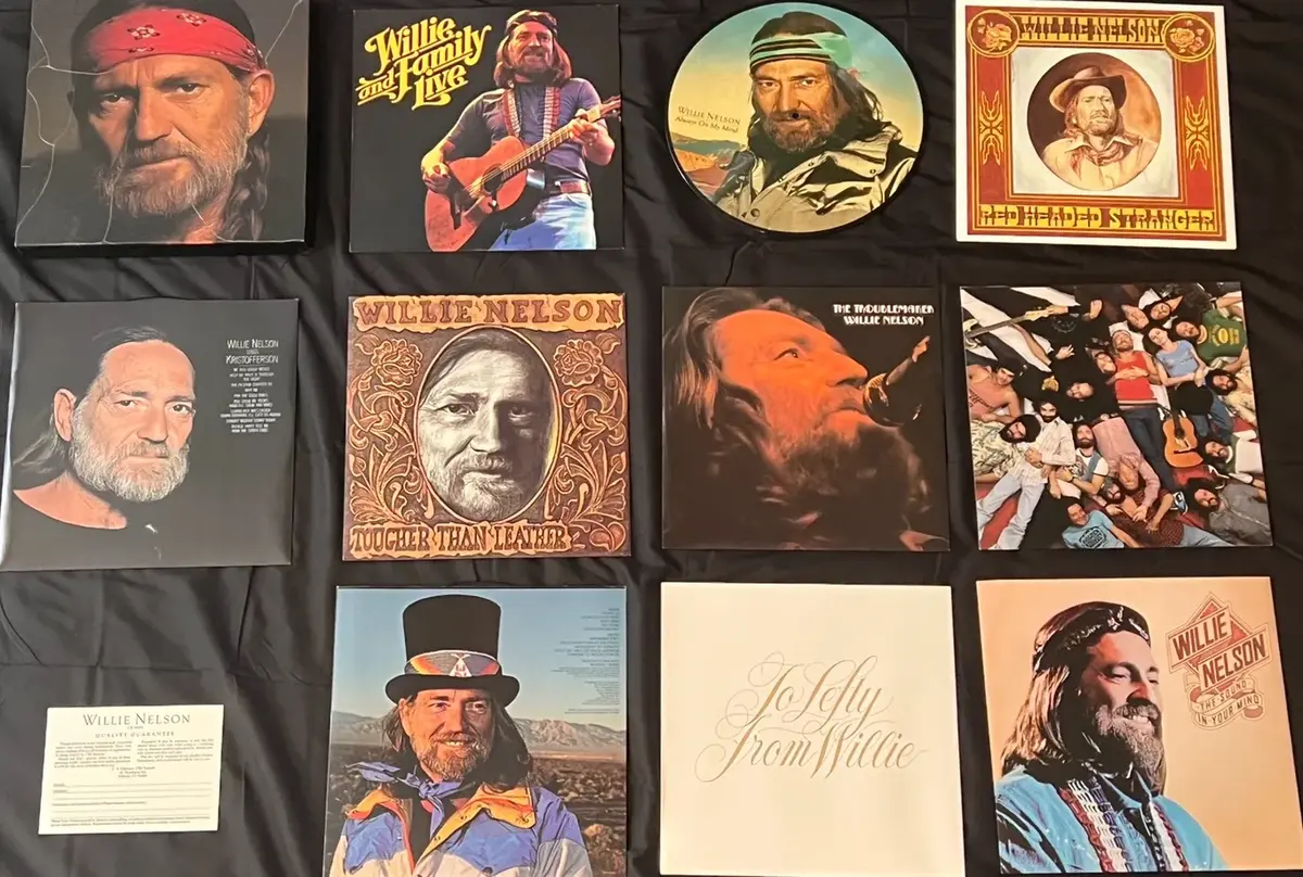 Willie Nelson 8-LP Album Boxed Set