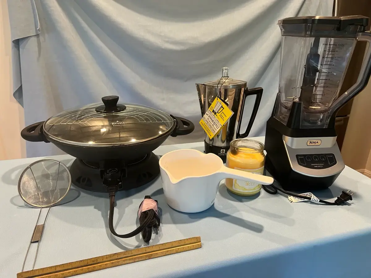 Assorted Countertop Appliances