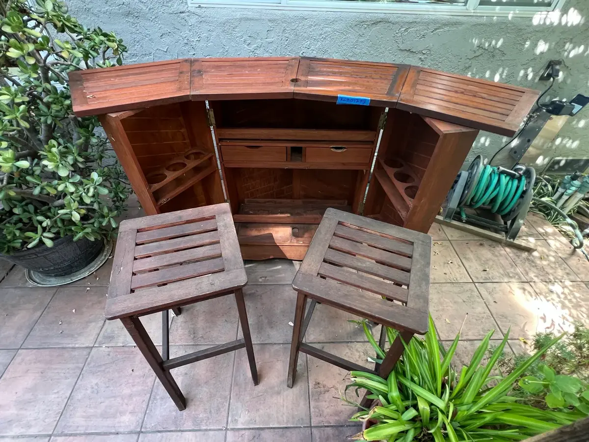 Set Of Teak Bar On Wheels & Stools