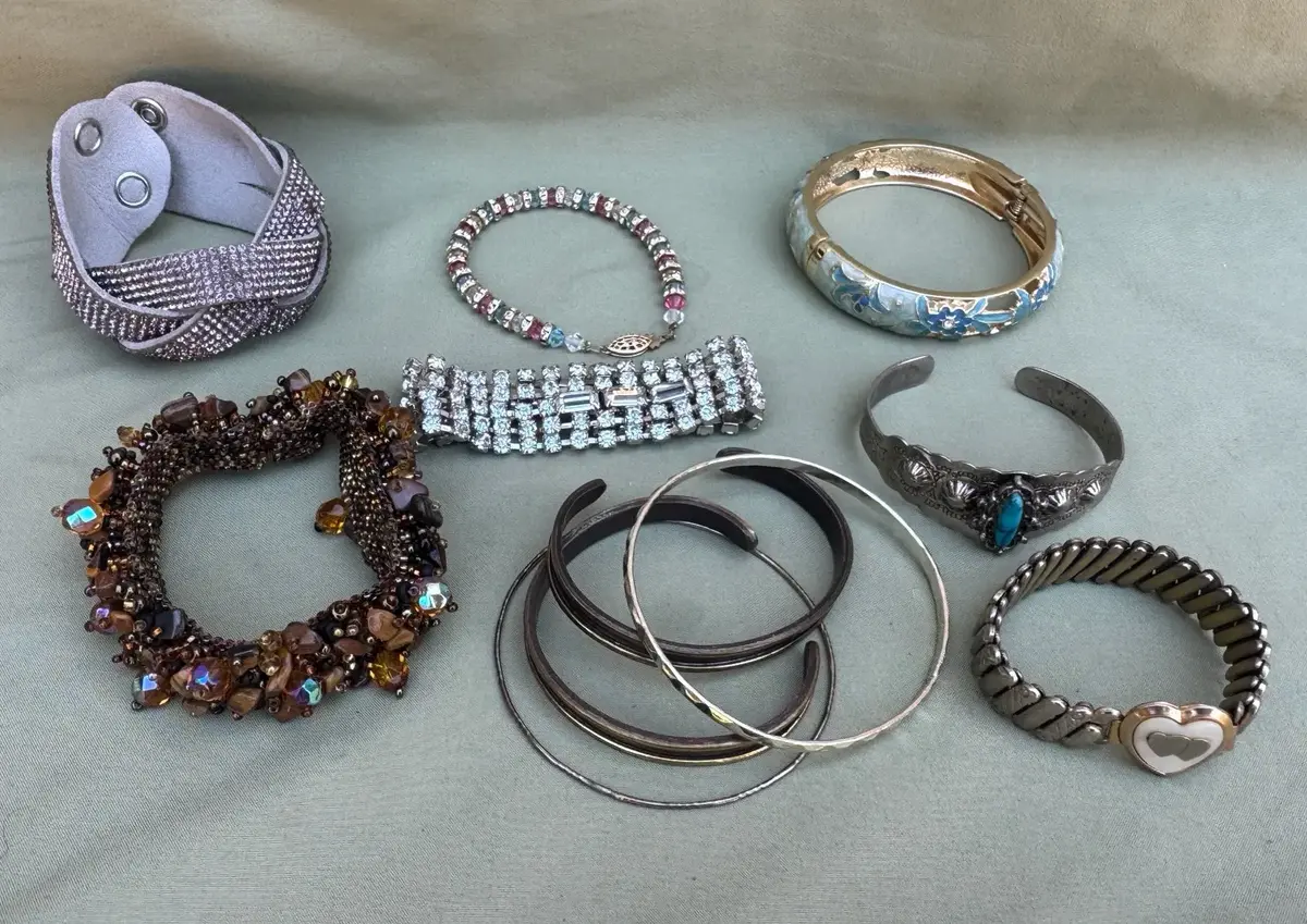 Mixed Fashion Bracelet & Bangle Jewelry Lot