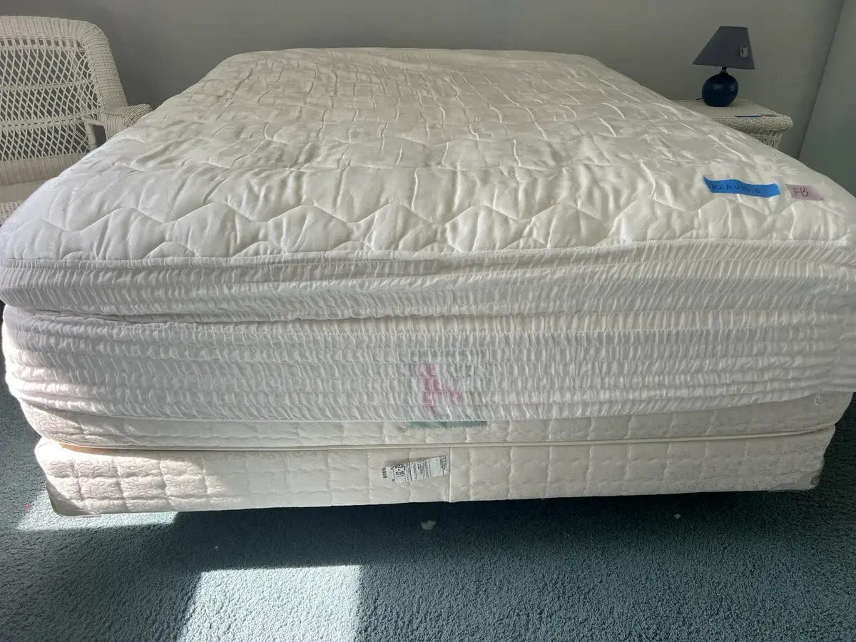Full Size Bed With Frame, Mattress & Box Spring
