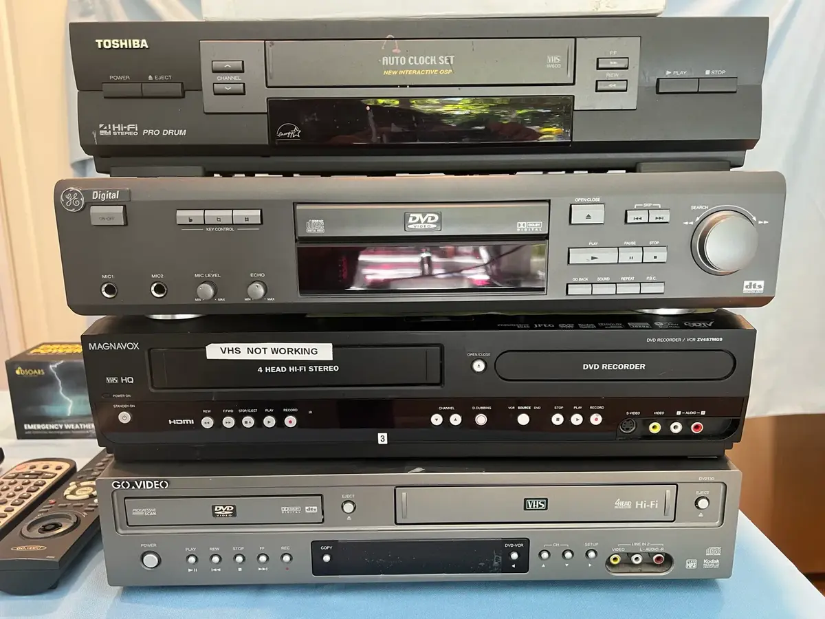Lot Of 4 DVD & VHS Players