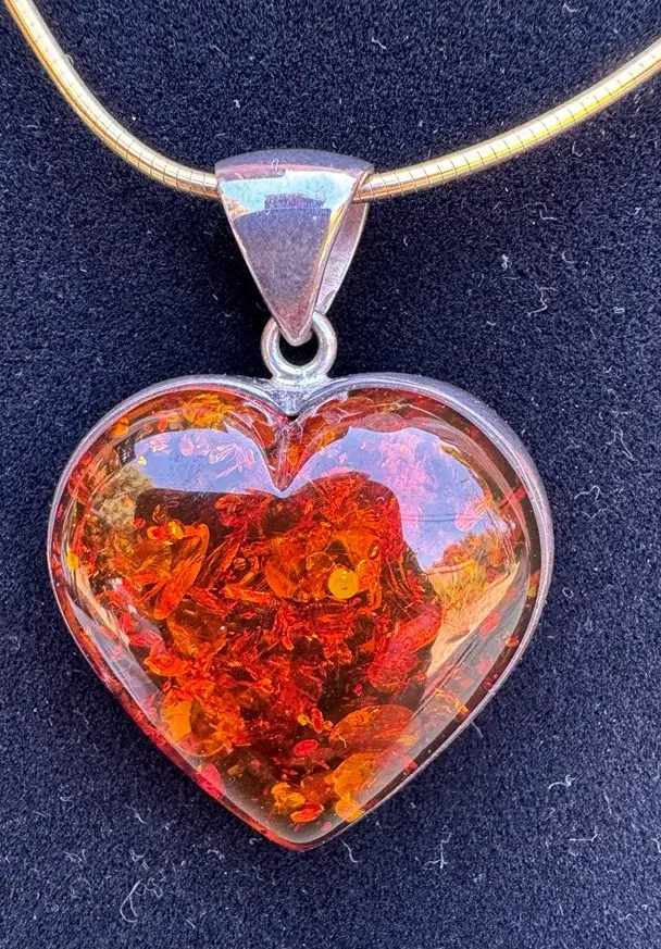 Sterling Silver Heart-Shaped Amber Pendant (10g) 