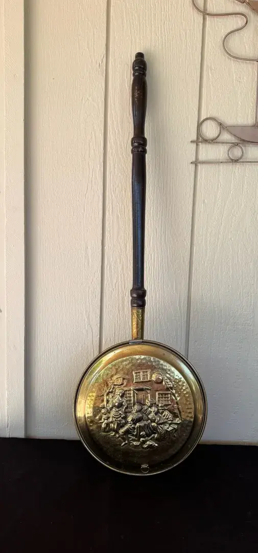 Vintage Brass Bed Warmer / Warming Pan with Wooden Handle – Embossed Tavern Scene