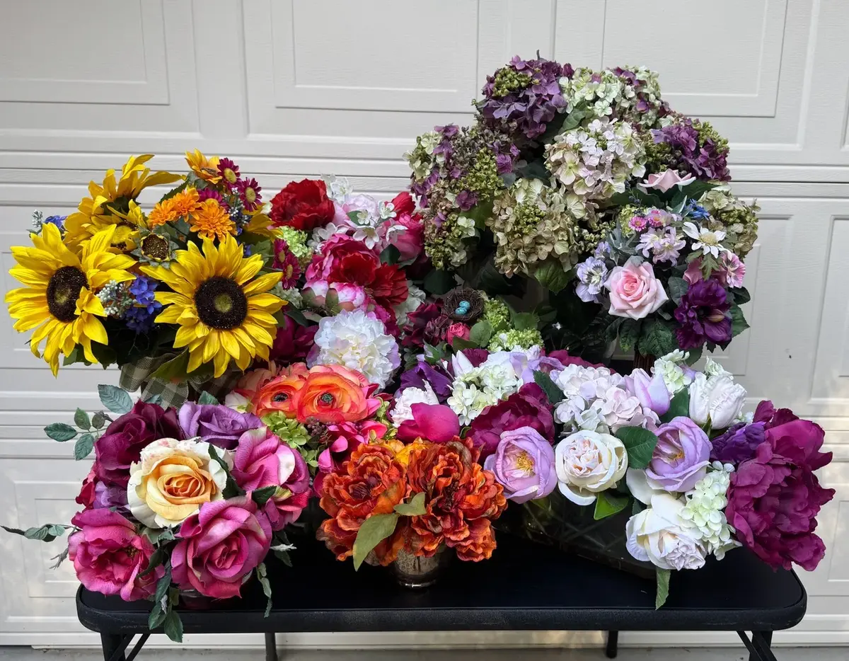 Big Collection of Artificial Floral Arrangements in Glass Vases (10 pcs)