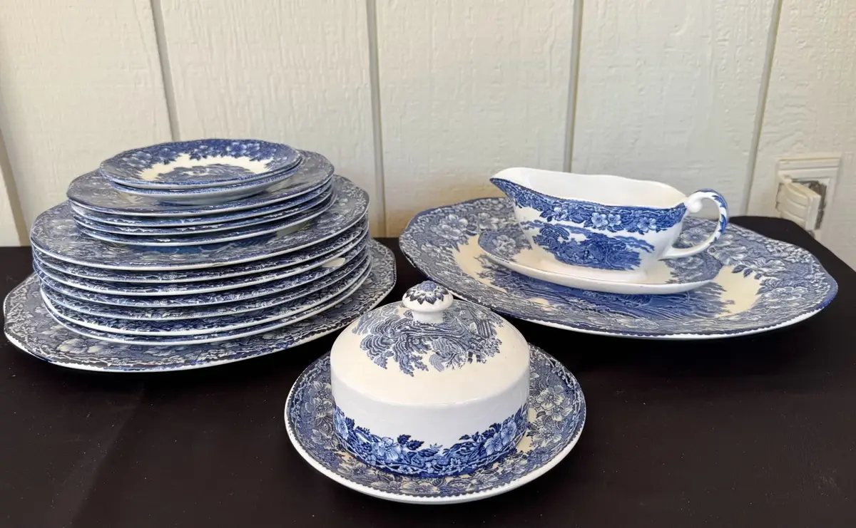 Wedgwood Woodland Blue Transferware Dinnerware & Serving Collection (14 pcs)