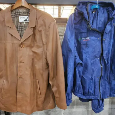 Mens Apollos Leather Coat & Frogg Toggs Outerwear 