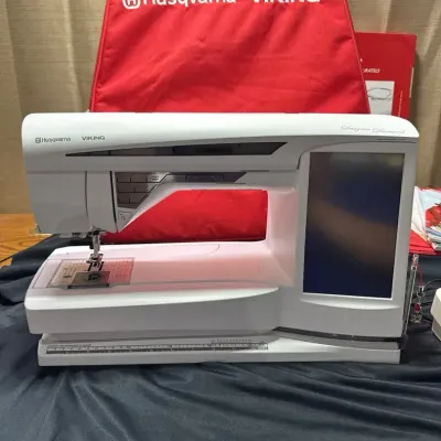 Husqvarna Viking Designer Diamond Computerized Sewing and Embroidery Machine
