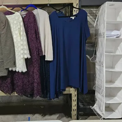 Women's Clothing, Shoe Hangers And Packing Cubes