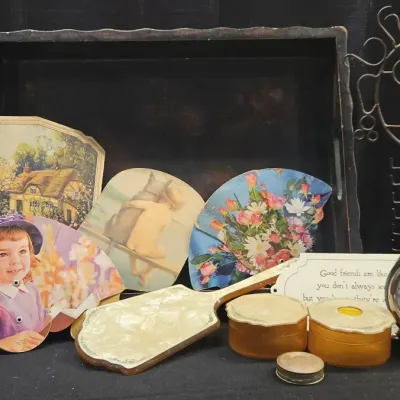 Itens Found On Your Vanity (Vintage Fans)