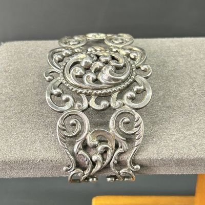 Sale Photo Thumbnail #116