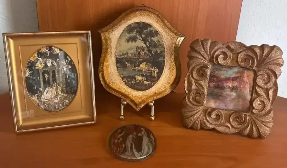 Italian Florentine Wood Wall Plaque Hans Memling Reproduction of The Annunciation And More