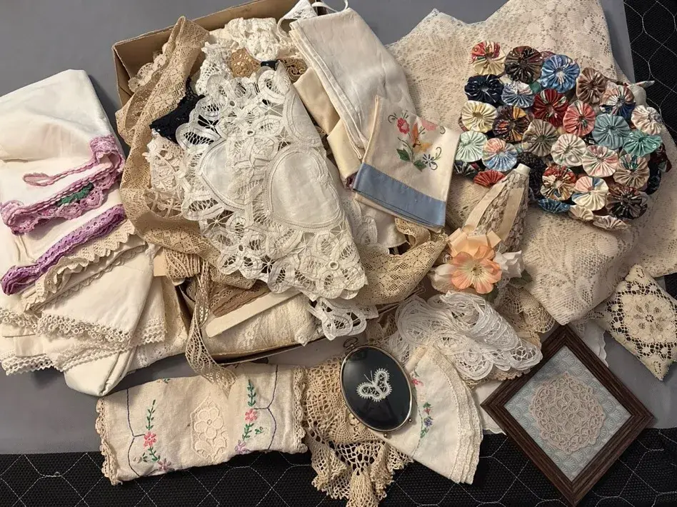 Mystery Lace Tablecloths Doilies And More 
