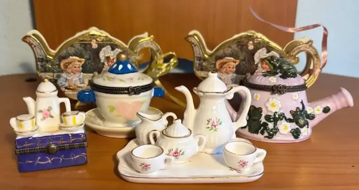 Miniature Tea Set Miniature Trinkets And More 