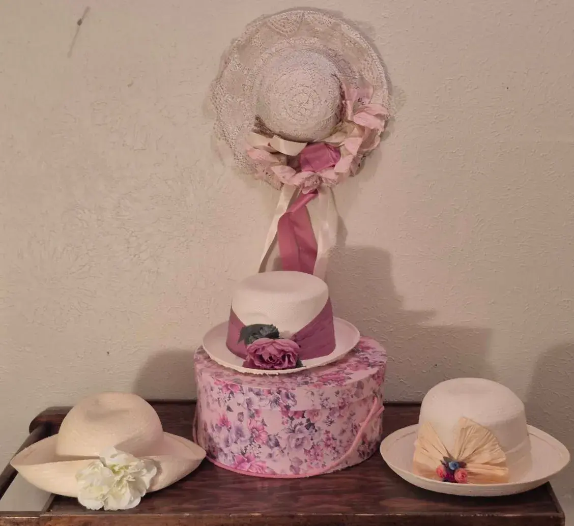 Vintage Decorative Straw with Lace Trim & Soft Pink Floral Accents Hats Assortment 