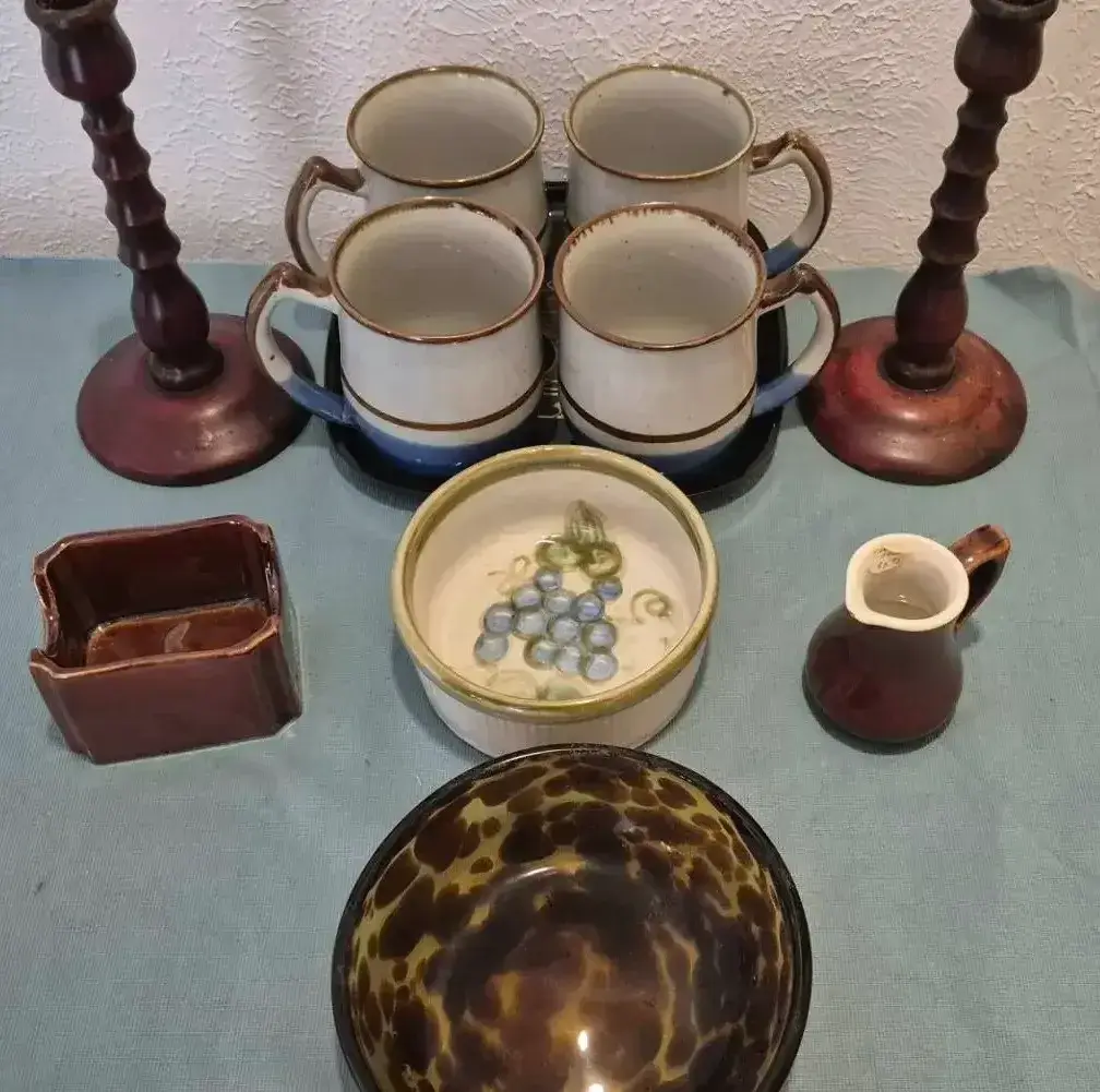 Set Of 4 Vintage Stoneware Takahashi Cups On Tray Souffle Casserole Dish Amber Glass Bowl & More 