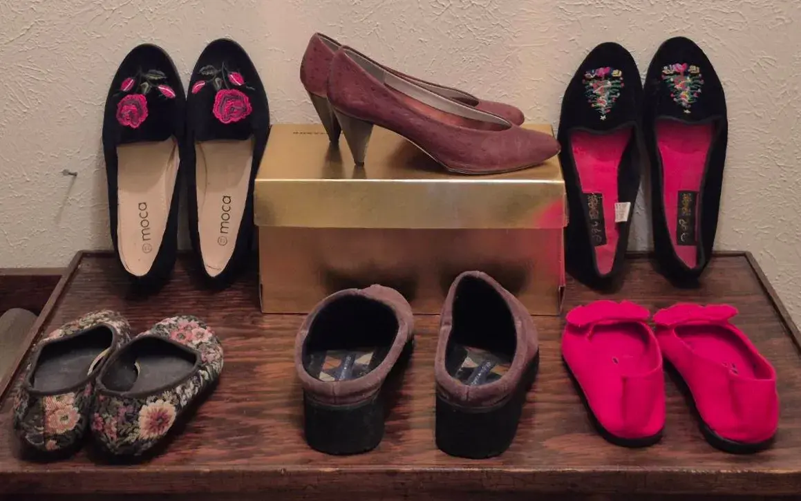 Women's Shoe Assortment Tommy Hilfiger Gitano and NY Lites Size 7
