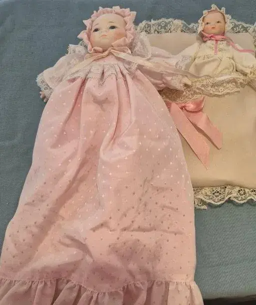 Vintage Porcelain Baby Dolls, Resembling Bye-Lo-Baby With Lace Bonnet & Gowns W/Pillow 