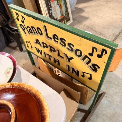 Estate sale photo