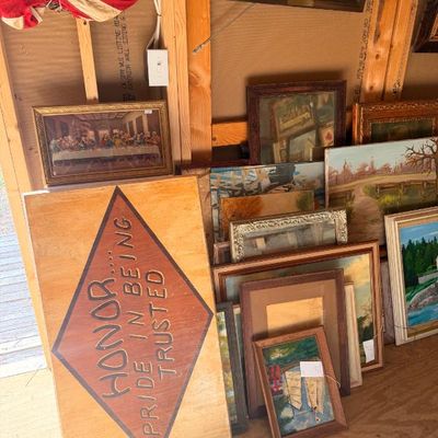 Estate sale photo