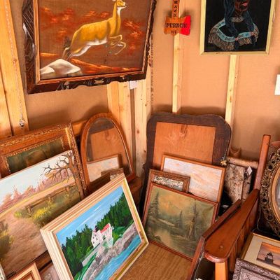 Estate sale photo