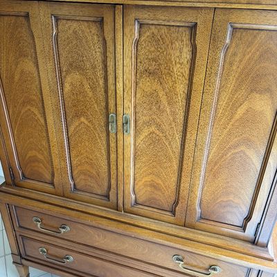 Mcm armoire Drexel 