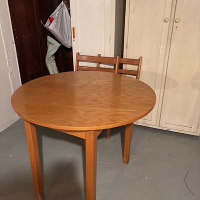 Mcm small round collapsible table and 2 foldable chairs 